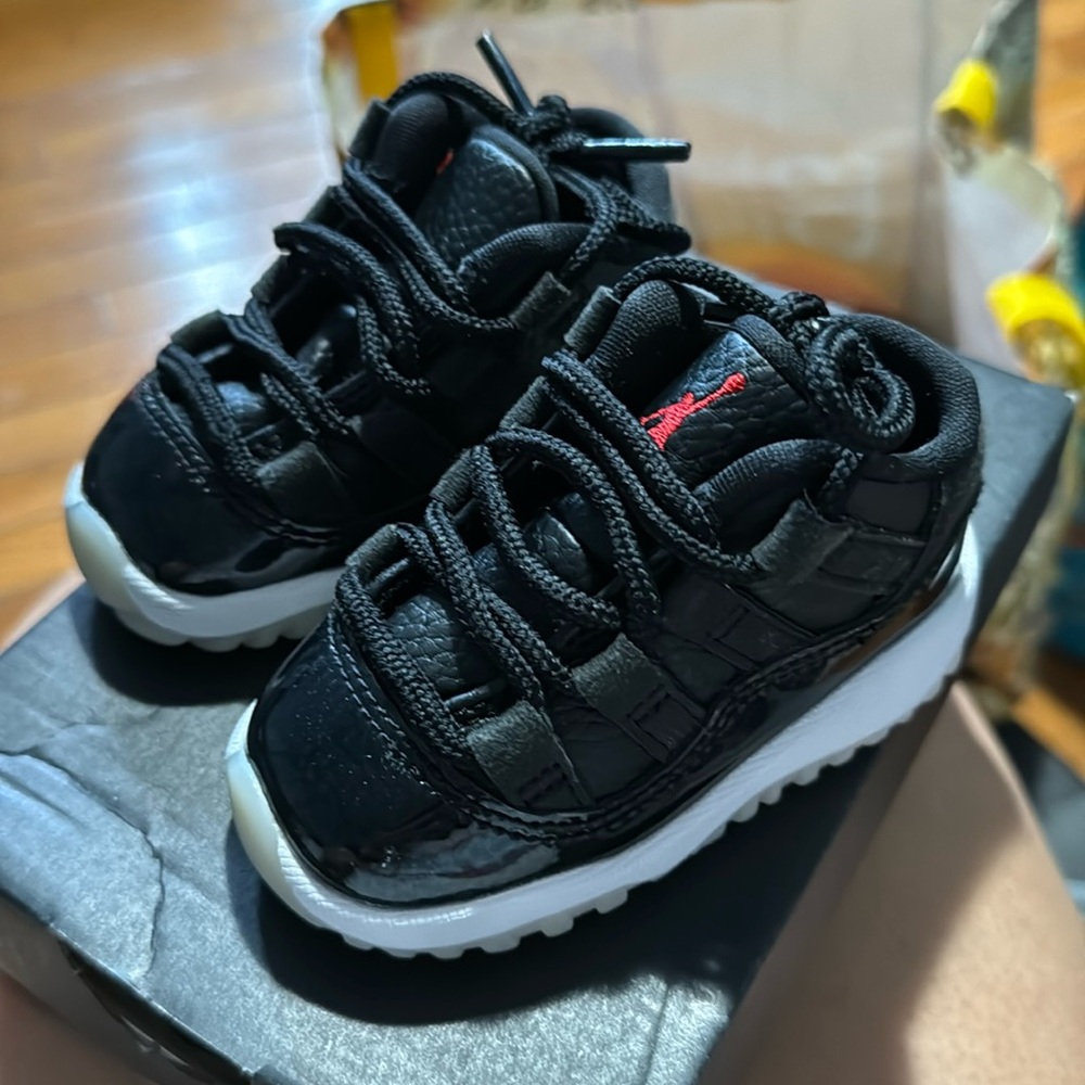 Jordan 11